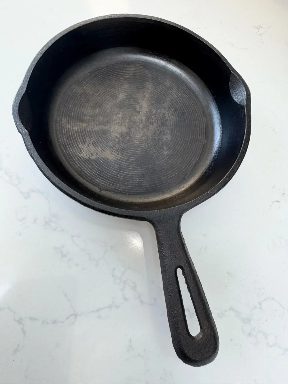 Vintage Taiwan NB2 Cast Iron Skillet – 6” Small Egg Fry Pan Dual Spouts